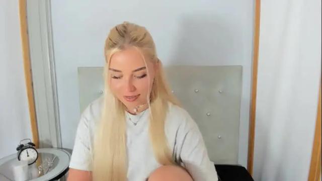 Thumbnail 3, kristyflowers's Stream at Chaturbate, 1 month ago
