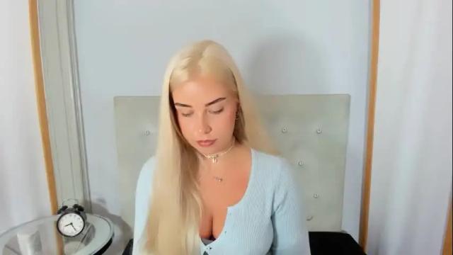 Image 10 of kristyflowers Stream on Chaturbate on 1 month ago