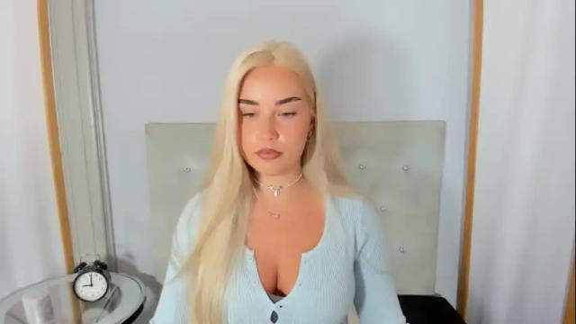 Image 3 of kristyflowers Stream on Chaturbate on 1 month ago