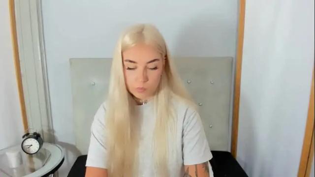 Image 11 of kristyflowers Stream on Chaturbate on 27 days ago
