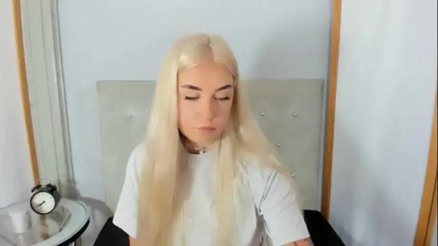 Image 12 of kristyflowers Stream on Chaturbate on 27 days ago