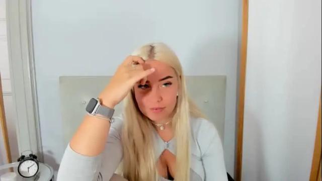 Image 10 of kristyflowers Stream on Chaturbate on 19 days ago
