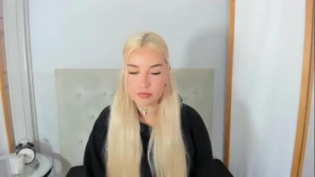 Image 6 of kristyflowers Stream on Chaturbate on 16 days ago