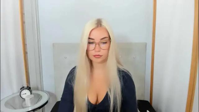 Thumbnail 1, kristyflowers's Stream at Chaturbate, 1 day ago