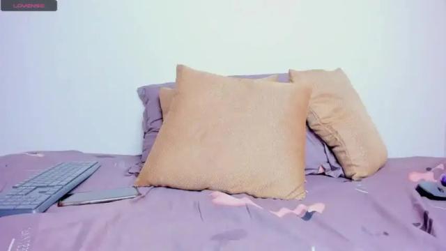 Image 3 of kristynn_ary Stream on Chaturbate on 15 months ago