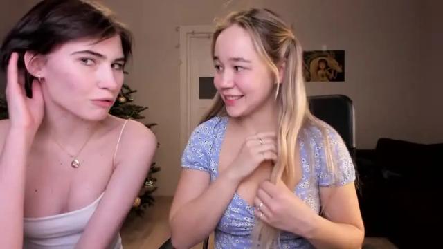 Image 3 of kristyspiritedaway Stream on Chaturbate on 15 months ago