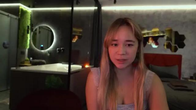 Image 4 of kristyspiritedaway Stream on Chaturbate on 15 months ago