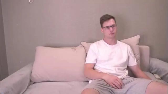 Image 6 of krutfrut Stream on Chaturbate on 5 months ago