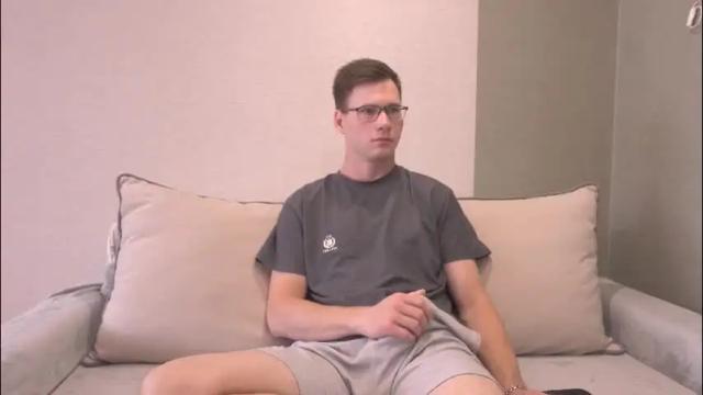 Image 8 of krutfrut Stream on Chaturbate on 5 months ago