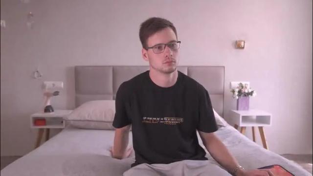 Image 7 of krutfrut Stream on Chaturbate on 5 months ago