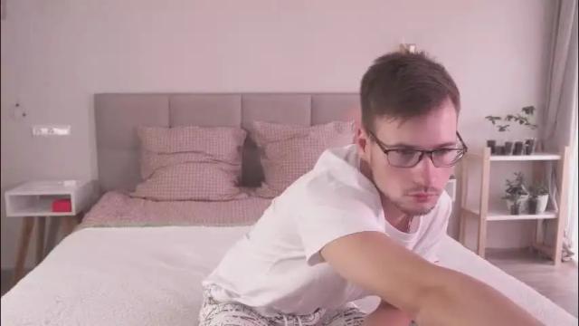 Image 11 of krutfrut Stream on Chaturbate on 3 months ago