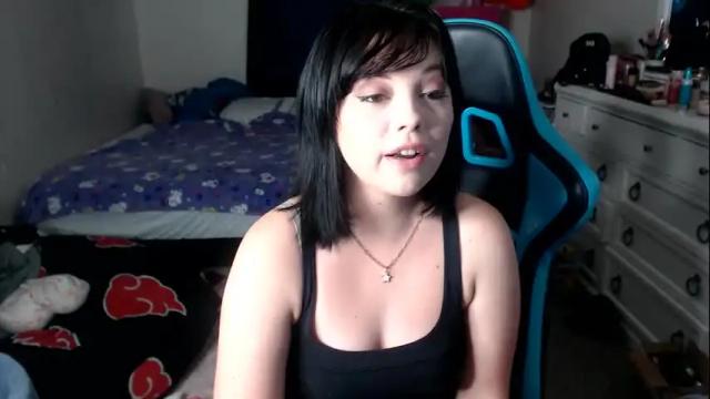 Image 12 of kryska_love Stream on Chaturbate on 3 months ago