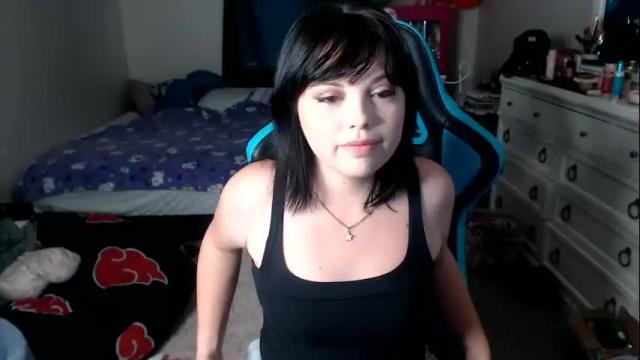 Image 4 of kryska_love Stream on Chaturbate on 3 months ago