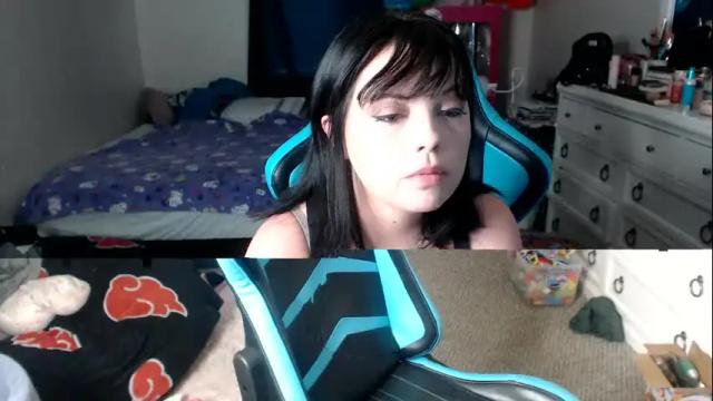 Image 7 of kryska_love Stream on Chaturbate on 3 months ago