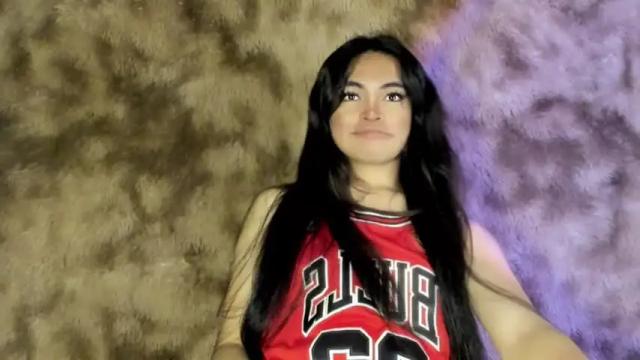 Image 12 of krystal_angel Stream on Chaturbate on 15 months ago