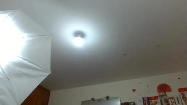 Image 2 of krystal_thomson Stream on Chaturbate on 28 days ago