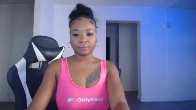 Thumbnail 1, krystalblakexxx's Stream at Chaturbate, 2 months ago