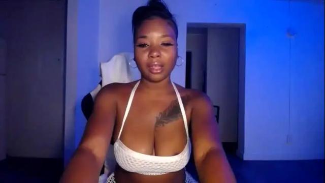 Thumbnail 3, krystalblakexxx's Stream at Chaturbate, 2 months ago