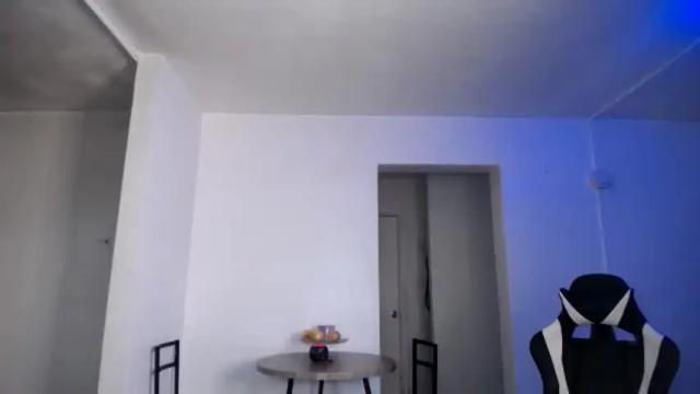 Thumbnail 1, krystalblakexxx's Stream at Chaturbate, 1 month ago