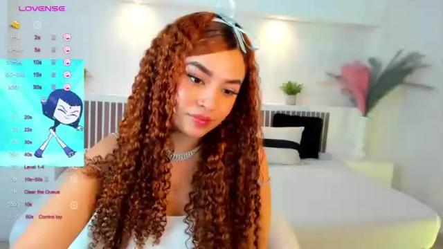 Thumbnail 1, krystalcox18's Stream at Chaturbate, 16 months ago