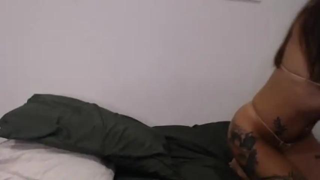 Thumbnail 1, krystalgalxxx's Stream at Chaturbate, 14 months ago