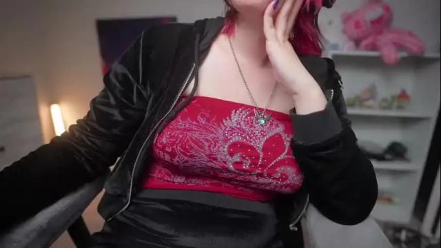 Image 4 of krystalsyxx Stream on Chaturbate on 1 month ago