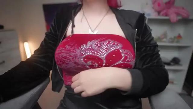 Image 8 of krystalsyxx Stream on Chaturbate on 1 month ago