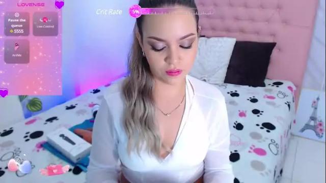 Image 10 of krysten_ritter2 Stream on Chaturbate on 3 months ago