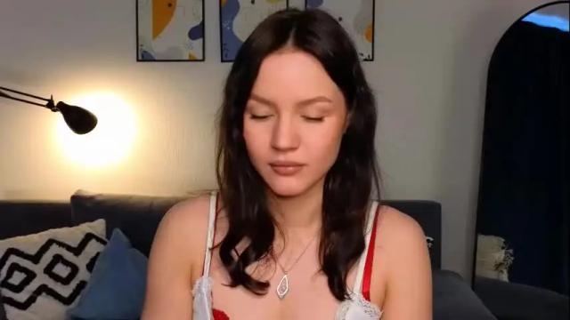 Image 7 of ksyushy Stream on Chaturbate on 21 days ago