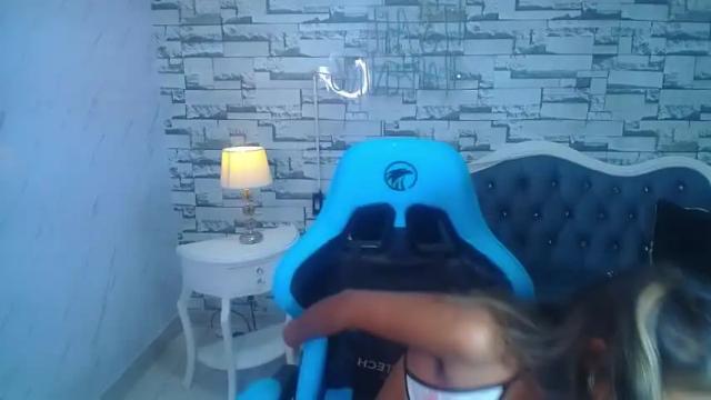 Image 3 of kta_a Stream on Chaturbate on 16 months ago