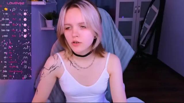 Image 2 of kumiko_mori Stream on Chaturbate on 19 months ago