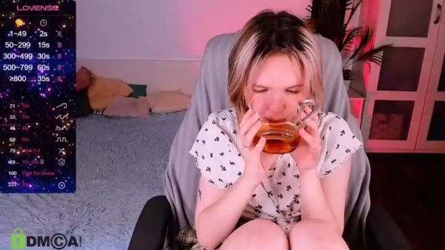 Image 4 of kumiko_mori Stream on Chaturbate on 18 months ago