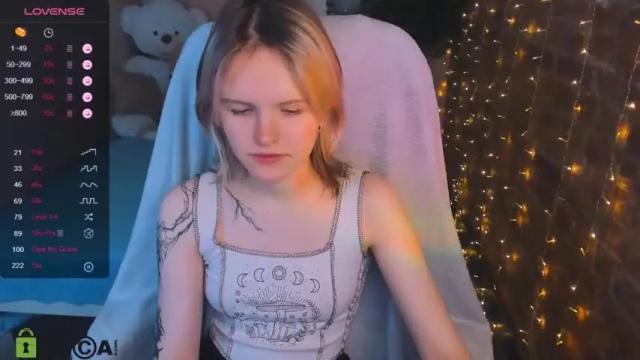 Image 2 of kumiko_mori Stream on Chaturbate on 17 months ago
