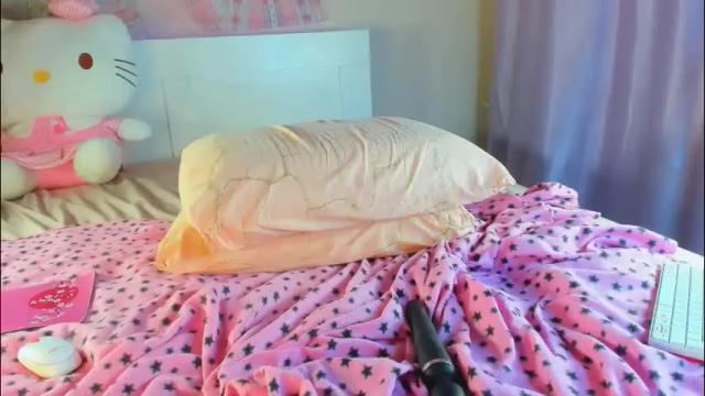 Image 2 of kuraii_ Stream on Chaturbate on 2 months ago