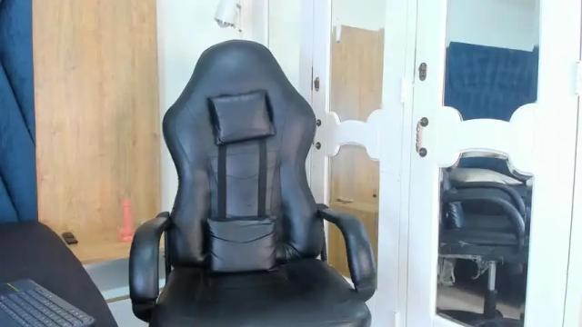 Image 10 of kuromi_spellman Stream on Chaturbate on 15 months ago