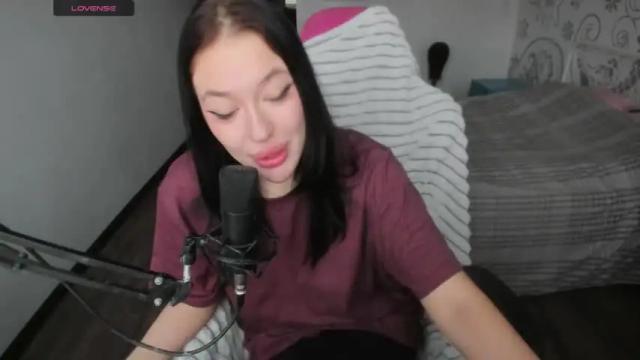 Thumbnail 1, kuromi_uwu's Stream at Chaturbate, 19 months ago