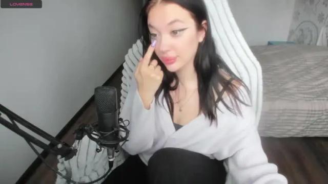 Thumbnail 1, kuromi_uwu's Stream at Chaturbate, 18 months ago