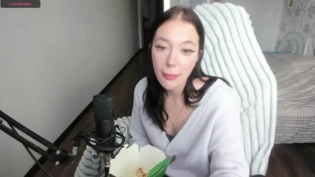 Image 10 of kuromi_uwu Stream on Chaturbate on 19 months ago