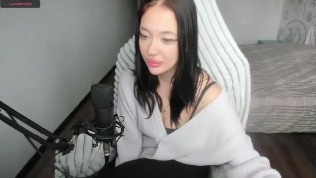 Image 4 of kuromi_uwu Stream on Chaturbate on 19 months ago