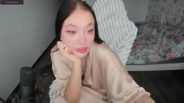 Thumbnail 1, kuromi_uwu's Stream at Chaturbate, 18 months ago
