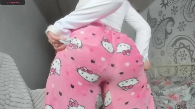 Thumbnail 2, kuromi_uwu's Stream at Chaturbate, 18 months ago