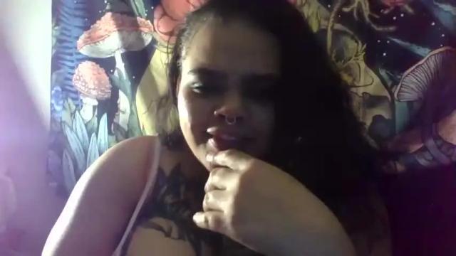 Image 2 of kushkitteh Stream on Chaturbate on 18 months ago