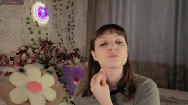 Image 2 of kvetachka Stream on Chaturbate on 28 days ago
