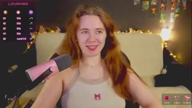 Image 10 of kwiinela Stream on Chaturbate on 2 months ago
