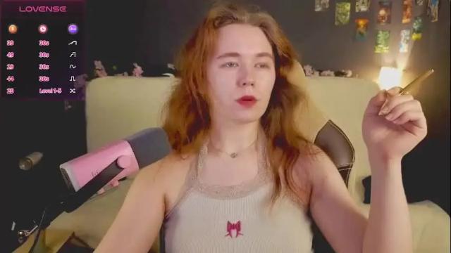 Image 7 of kwiinela Stream on Chaturbate on 2 months ago