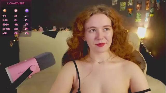 Image 7 of kwiinela Stream on Chaturbate on 2 months ago