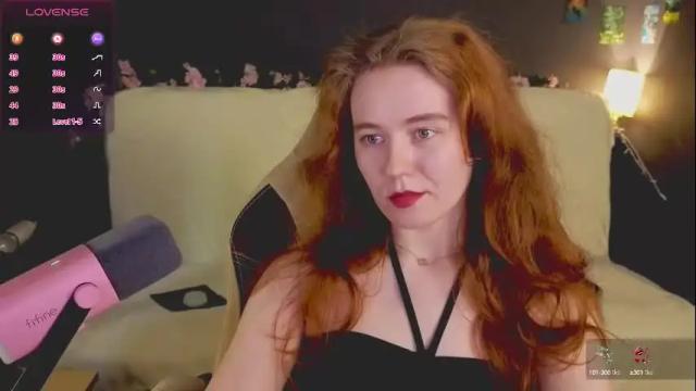 Image 10 of kwiinela Stream on Chaturbate on 2 months ago