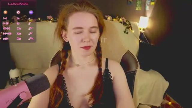 Thumbnail 3, kwiinela's Stream at Chaturbate, 2 months ago