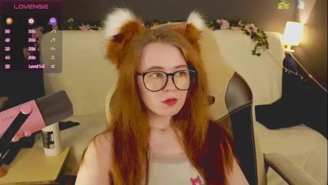 Image 10 of kwiinela Stream on Chaturbate on 2 months ago