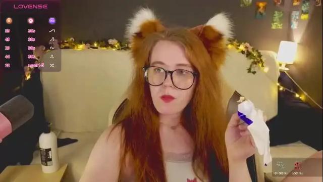 Image 7 of kwiinela Stream on Chaturbate on 2 months ago
